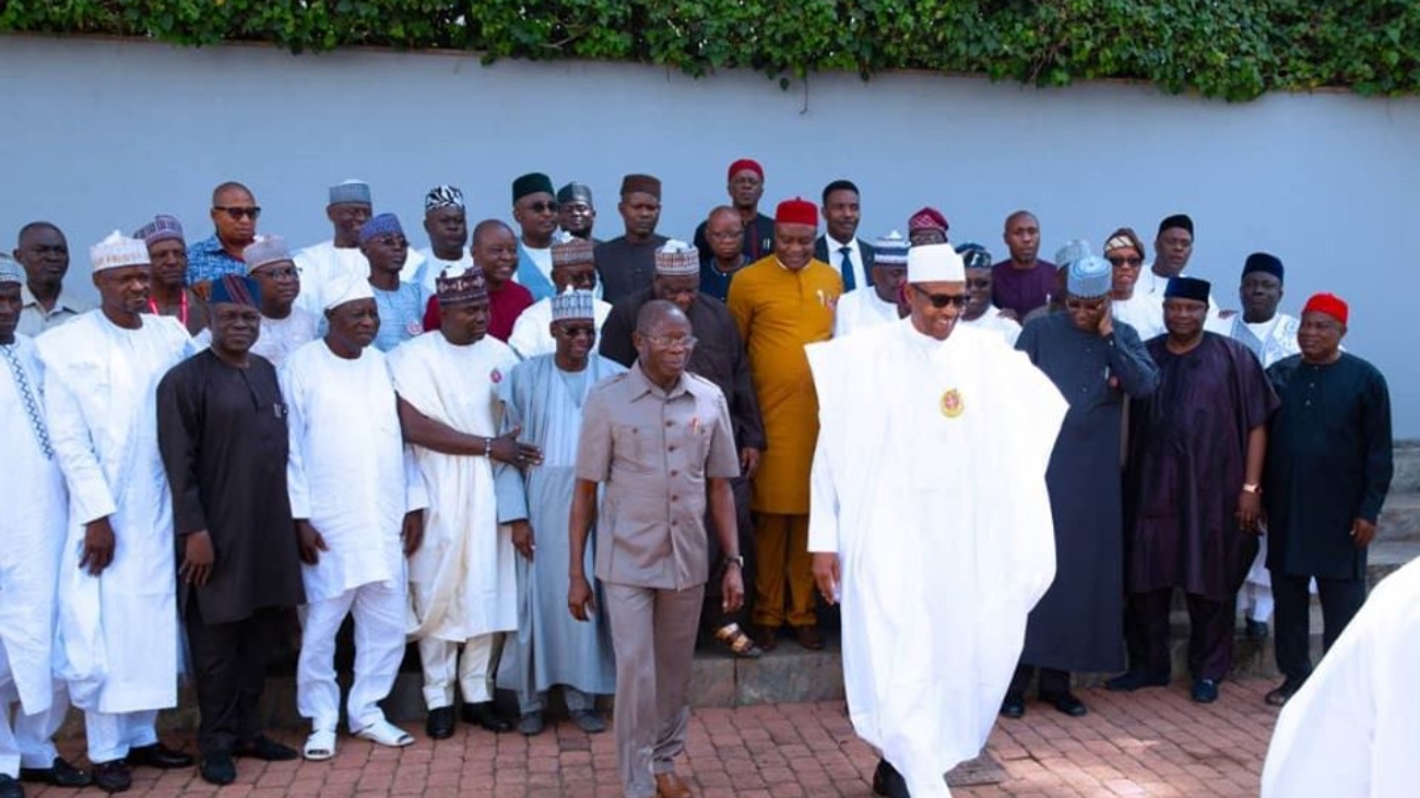 Oshiomhole-and-Buhari-at-meeting-photo